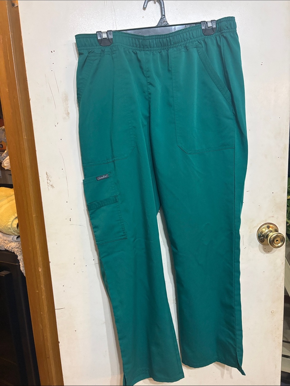 Sanibel scrubs. Pants L/G